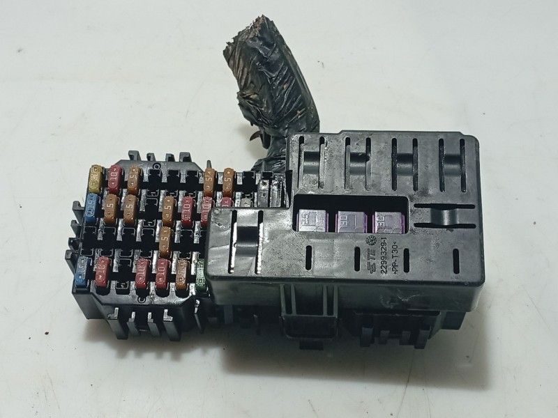 Recambio de caja reles / fusibles para mg zs suv (azs1) 1.5 vti referencia OEM IAM   