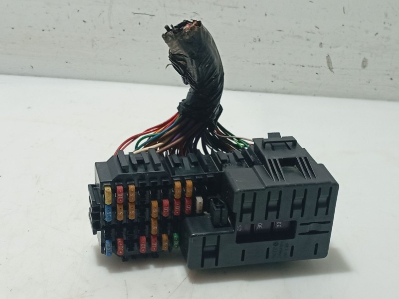 Recambio de caja reles / fusibles para mg zs suv (azs1) 1.5 vti referencia OEM IAM   