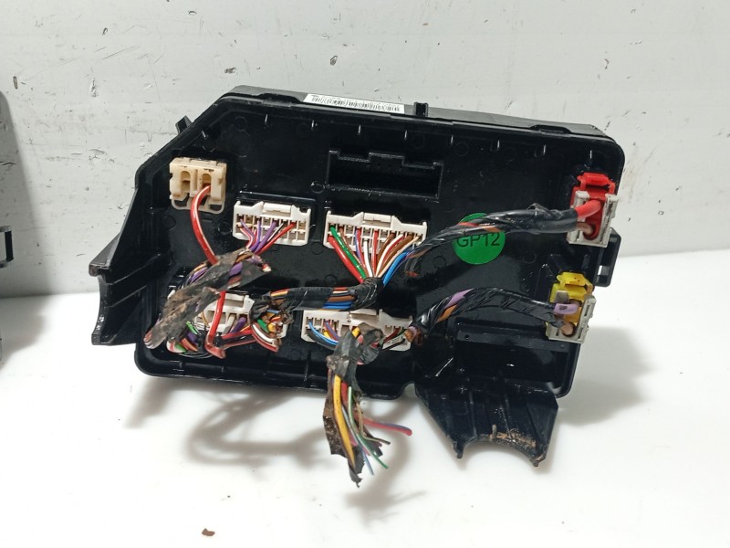 Recambio de caja reles / fusibles para mg zs suv (azs1) 1.5 vti referencia OEM IAM   