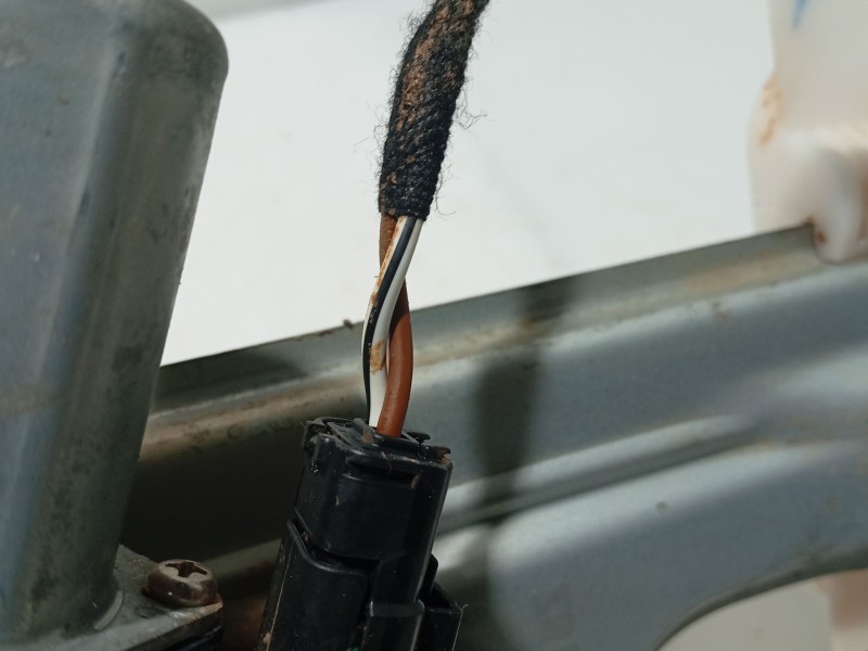 Recambio de elevalunas trasero derecho para mg zs suv (azs1) 1.5 vti referencia OEM IAM 10373044  