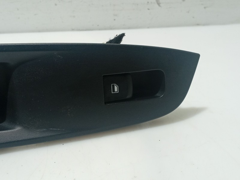 Recambio de mando elevalunas trasero izquierdo para mg zs suv (azs1) 1.5 vti referencia OEM IAM   