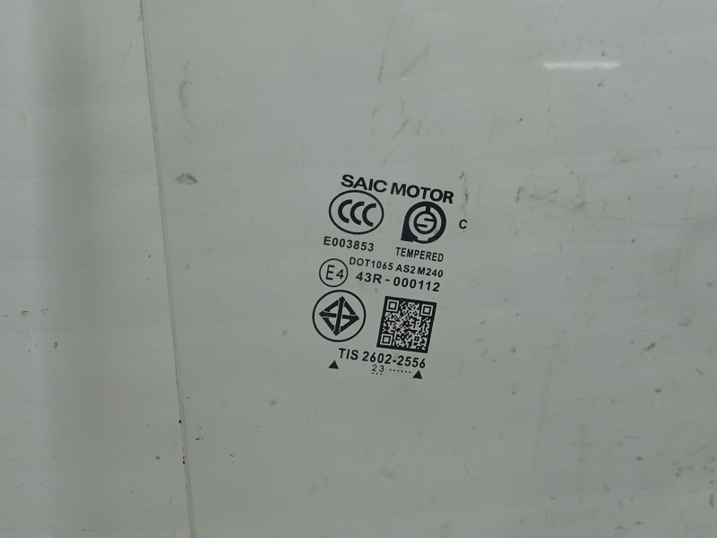 Recambio de luna delantera derecha para mg zs suv (azs1) 1.5 vti referencia OEM IAM 10233932  