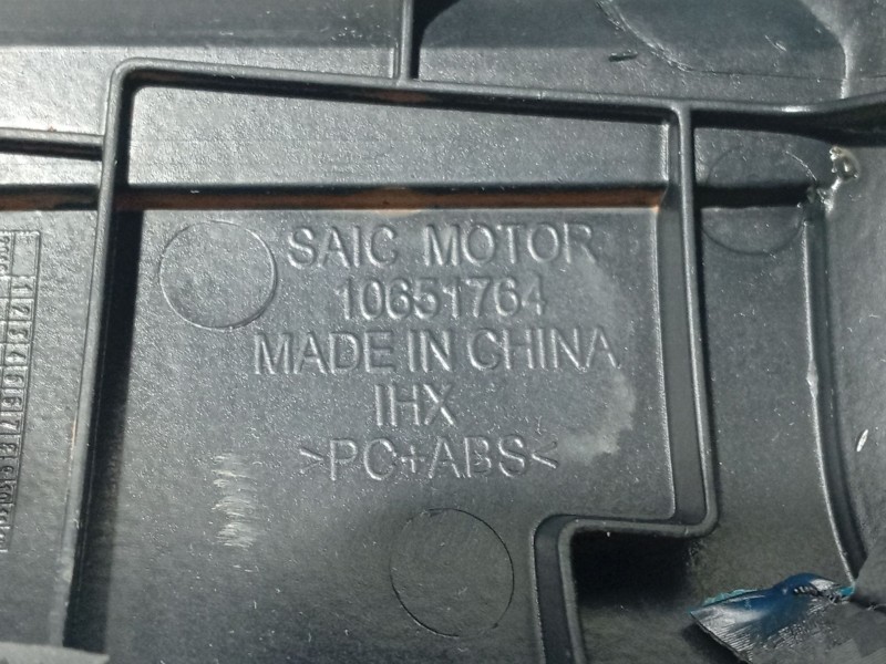 Recambio de moldura para mg zs suv (azs1) 1.5 vti referencia OEM IAM   