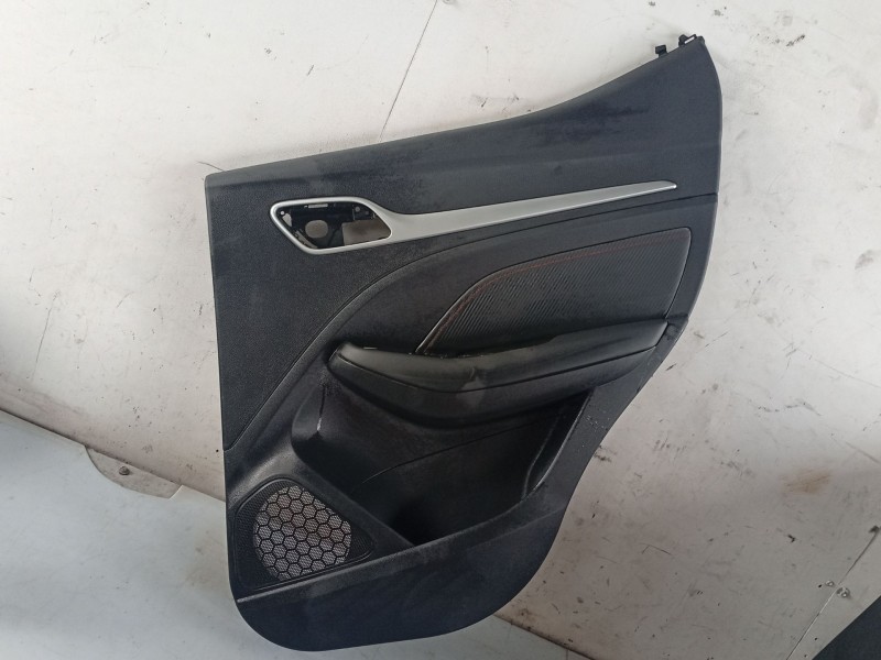 Recambio de guarnecido puerta trasera derecha para mg zs suv (azs1) 1.5 vti referencia OEM IAM   