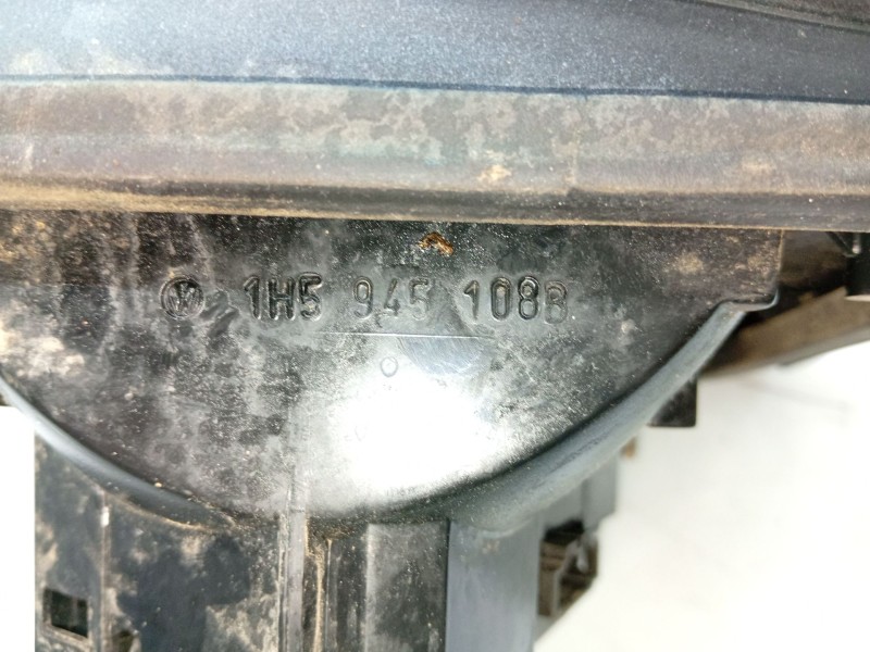 Recambio de piloto trasero derecho para volkswagen vento (1h2) 1.9 tdi referencia OEM IAM   