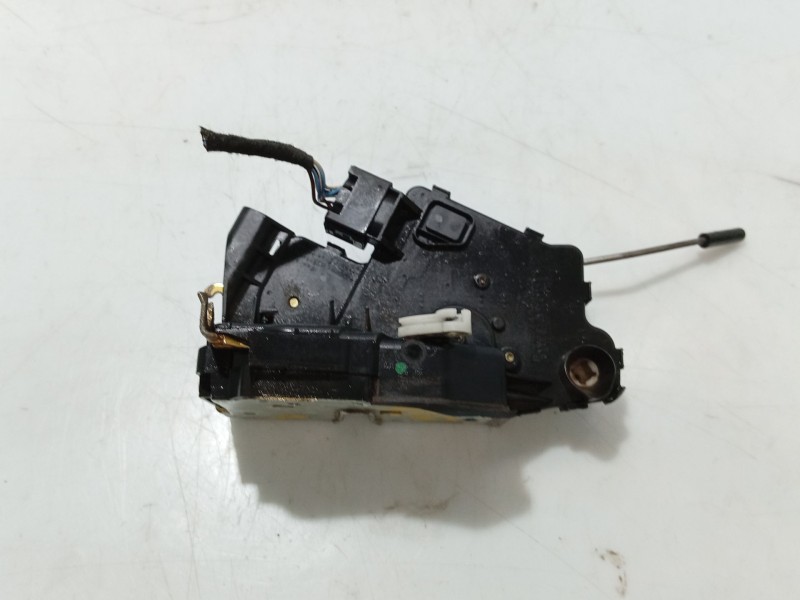 Recambio de cerradura puerta delantera izquierda para bmw 3 (e46) 320 d referencia OEM IAM 51217011305  