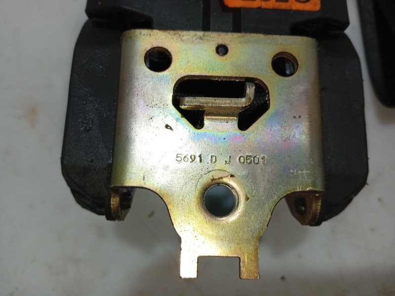 Recambio de cinturon seguridad delantero derecho para bmw 3 (e46) 320 d referencia OEM IAM   