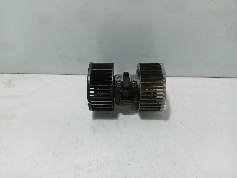 Recambio de ventilador calefaccion para bmw 3 (e46) 320 d referencia OEM IAM 64119204154  