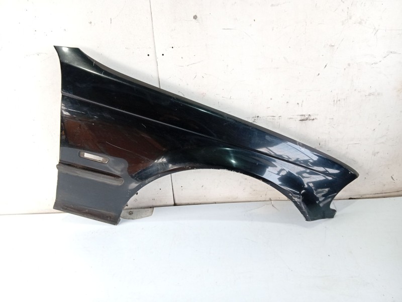 Recambio de aleta delantera derecha para bmw 3 (e46) 320 d referencia OEM IAM 41358240406  