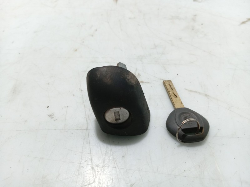 Recambio de bombin puerta delantera izquierda para bmw 3 (e46) 320 d referencia OEM IAM 51217019975 51217002281 