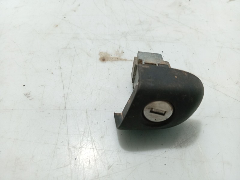 Recambio de bombin puerta delantera izquierda para bmw 3 (e46) 320 d referencia OEM IAM 51217019975 51217002281 