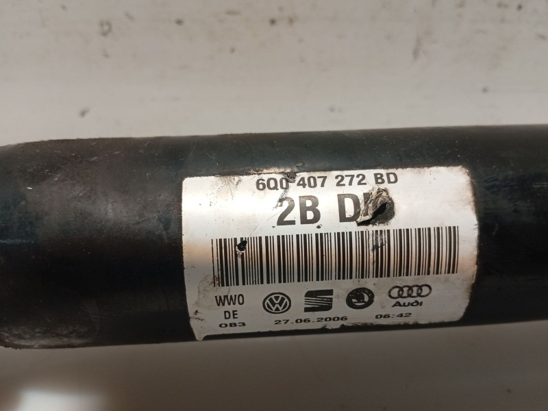 Recambio de transmision derecha para skoda fabia i (6y2) 1.2 referencia OEM IAM 6Q0407272BD  