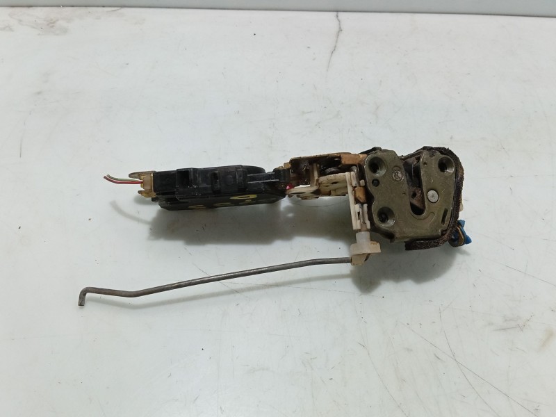 Recambio de cerradura puerta delantera derecha para subaru forester s10 (sf) 2.0 cat referencia OEM IAM   