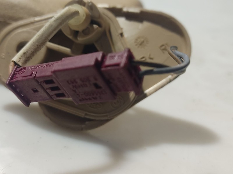 Recambio de parasol izquierdo para bmw 5 (e39) 520 i referencia OEM IAM 51168237625  