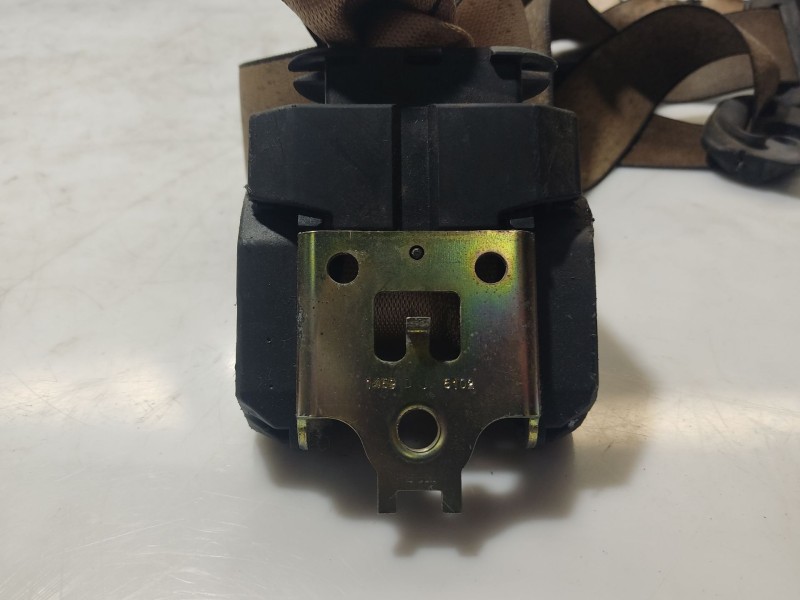 Recambio de cinturon seguridad delantero izquierdo para bmw 5 (e39) 520 i referencia OEM IAM 72118235555  