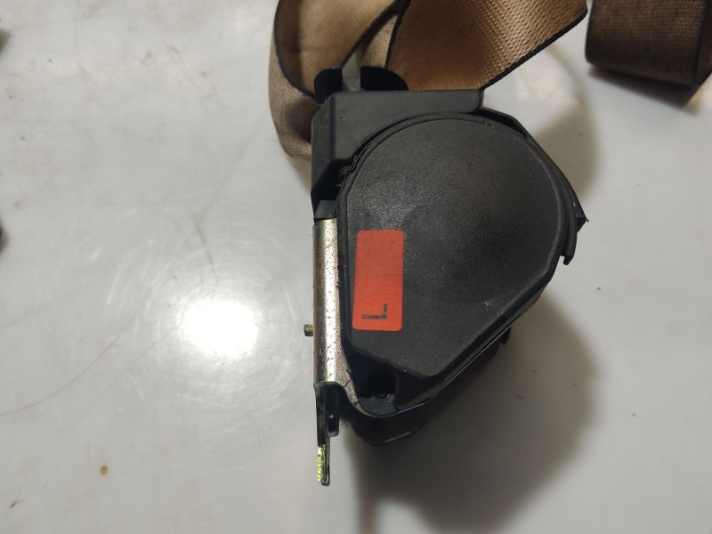 Recambio de cinturon seguridad delantero izquierdo para bmw 5 (e39) 520 i referencia OEM IAM 72118235555  