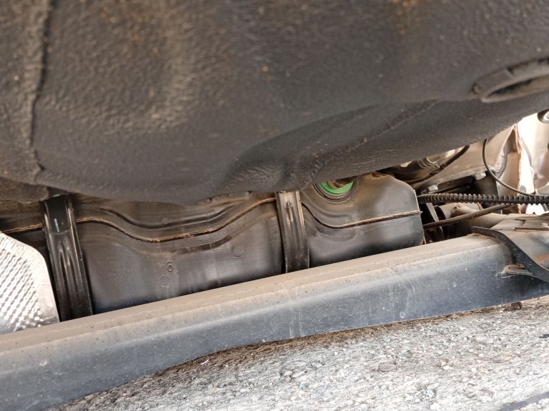 Recambio de deposito combustible para mg zs suv (azs1) 1.5 vti referencia OEM IAM 10232350  