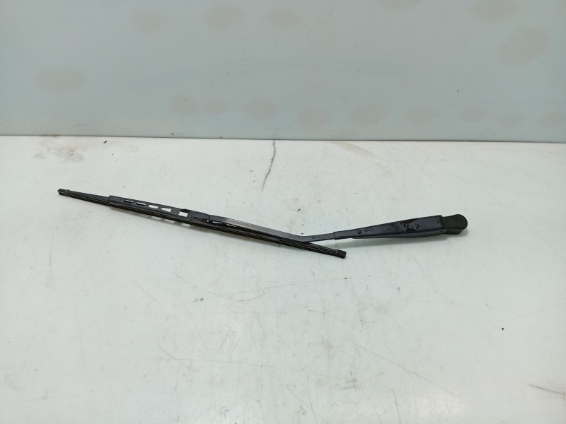 Recambio de brazo limpia trasero para daewoo lacetti hatchback (klan) 1.4 referencia OEM IAM   
