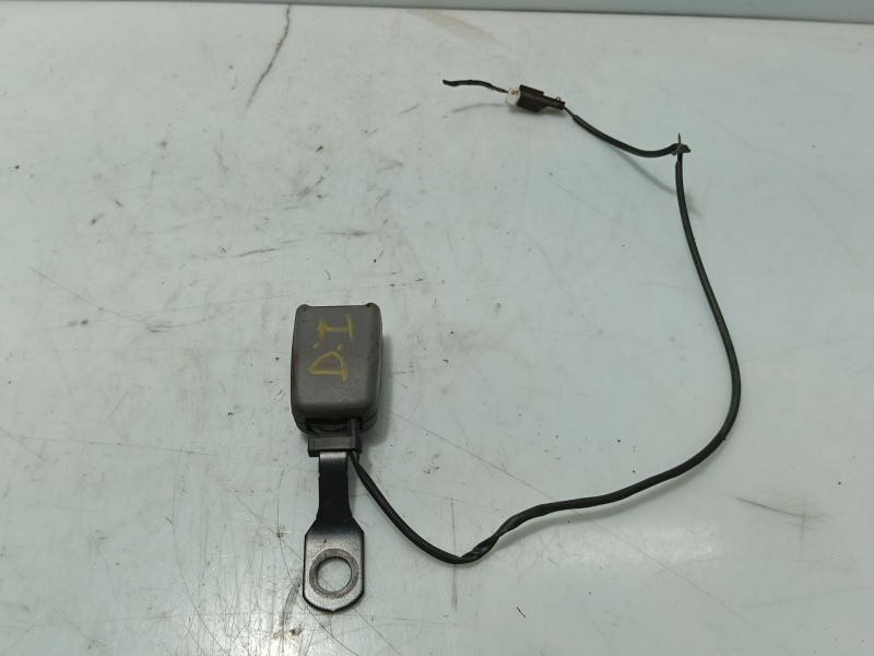 Recambio de anclaje cinturon delantero izquierdo para daewoo lacetti hatchback (klan) 1.4 referencia OEM IAM   