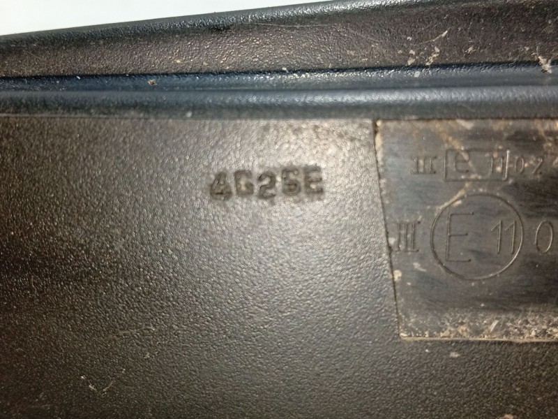 Recambio de retrovisor izquierdo para daewoo lacetti hatchback (klan) 1.4 referencia OEM IAM   