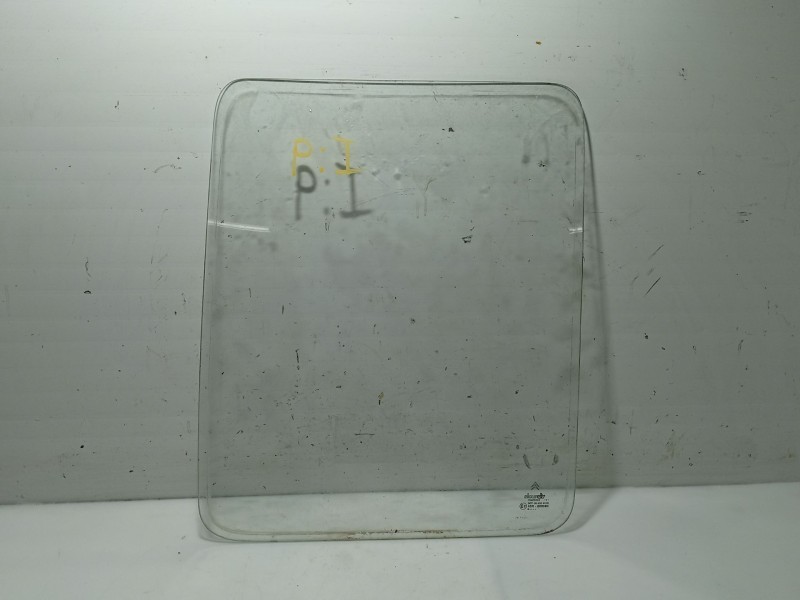 Recambio de luna trasera izquierda para citroën c15 station wagon 1.8 d referencia OEM IAM   