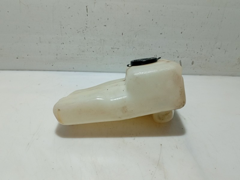 Recambio de deposito limpia para citroën c15 station wagon 1.8 d referencia OEM IAM 643182  
