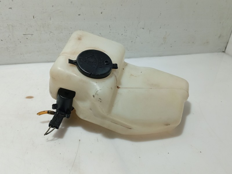 Recambio de deposito limpia para citroën c15 station wagon 1.8 d referencia OEM IAM 643182  