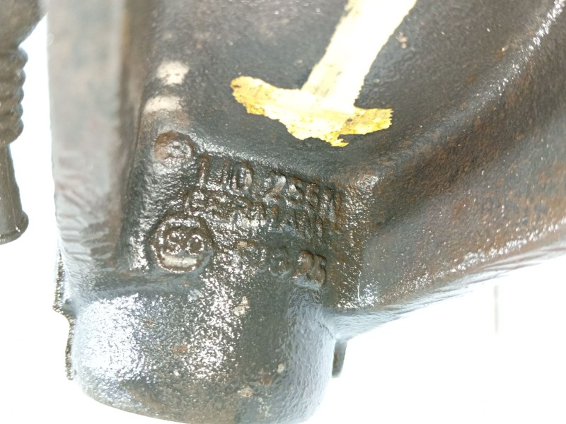 Recambio de mangueta delantera izquierda para seat leon (1m1) 1.6 16 v referencia OEM IAM 1J0407255N  