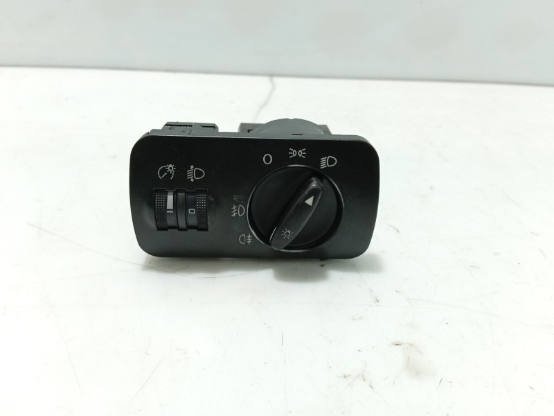 Recambio de mando luces para seat leon (1m1) 1.6 16 v referencia OEM IAM   