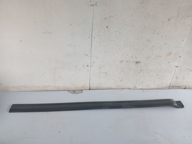 Recambio de moldura para citroën c15 station wagon 1.8 d referencia OEM IAM 9612999677  