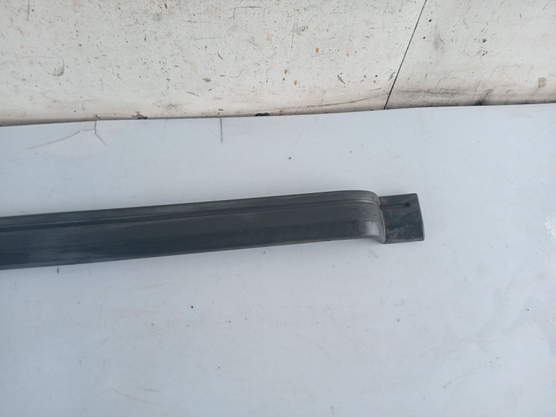 Recambio de moldura para citroën c15 station wagon 1.8 d referencia OEM IAM 9612999677  