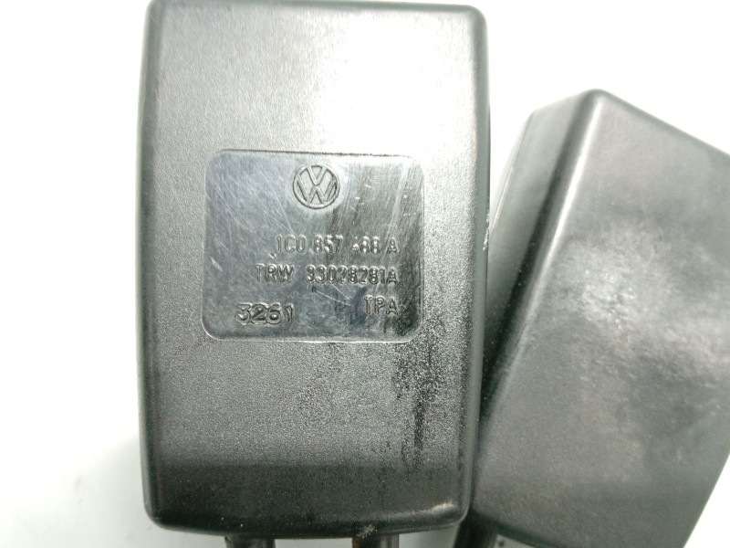 Recambio de anclaje cinturon trasero izquierdo para seat leon (1m1) 1.6 16 v referencia OEM IAM   
