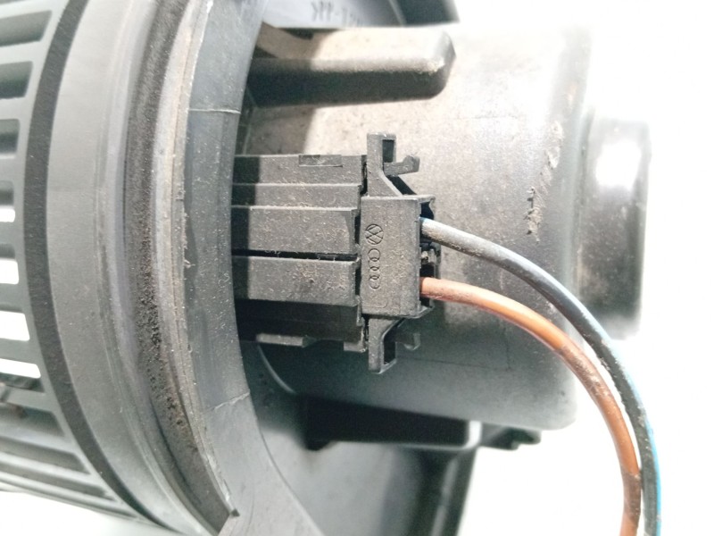 Recambio de ventilador calefaccion para seat leon (1m1) 1.6 16 v referencia OEM IAM 1J1819021C  