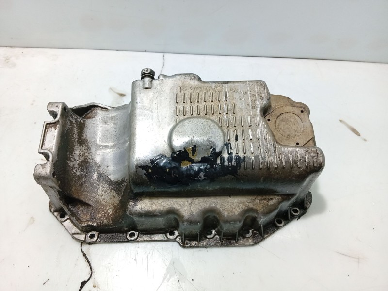 Recambio de carter para seat leon (1m1) 1.6 16 v referencia OEM IAM 030103601QA  