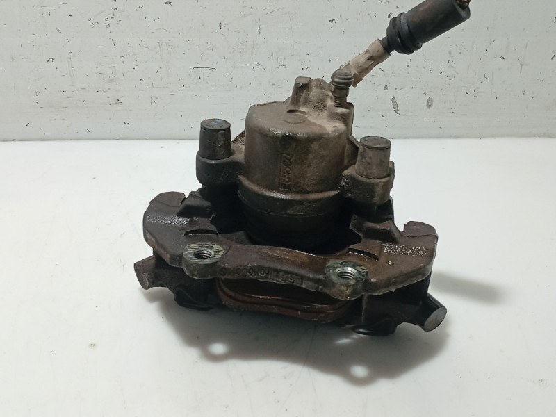 Recambio de pinza freno delantera derecha para volvo s40 berlina referencia OEM IAM 36000704  