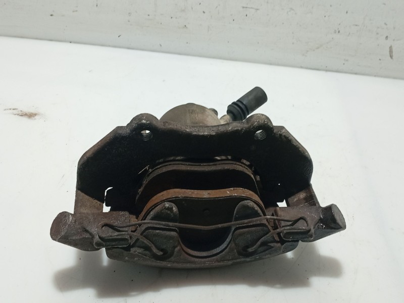 Recambio de pinza freno delantera derecha para volvo s40 berlina referencia OEM IAM 36000704  