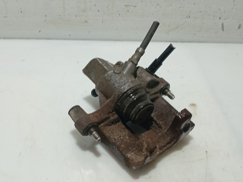 Recambio de pinza freno trasera izquierda para volvo s40 berlina referencia OEM IAM 36000902  