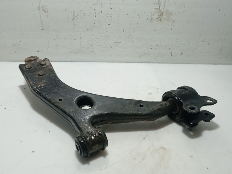 Recambio de brazo suspension inferior delantero izquierdo para volvo s40 berlina referencia OEM IAM 31277464  