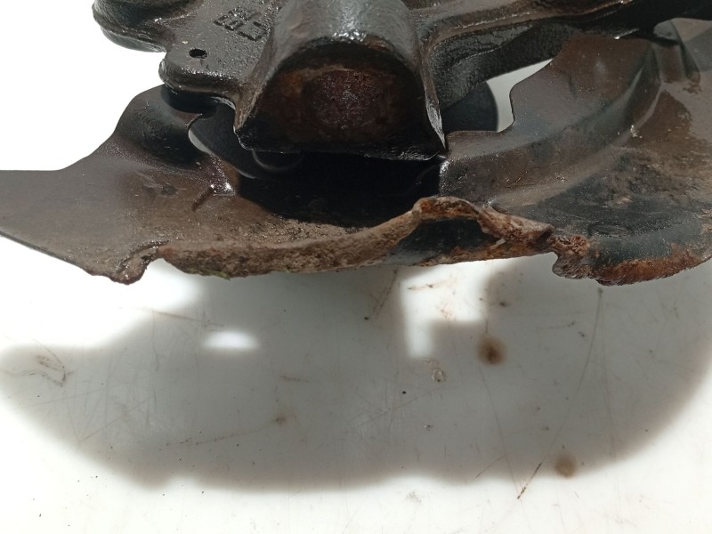 Recambio de mangueta delantera derecha para volvo s40 berlina referencia OEM IAM 31212948  