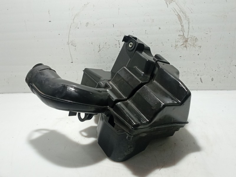 Recambio de caja filtro de aire para volvo s40 berlina referencia OEM IAM 30740998  