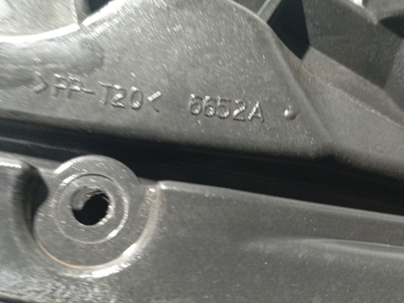 Recambio de caja filtro de aire para volvo s40 berlina referencia OEM IAM 30740998  