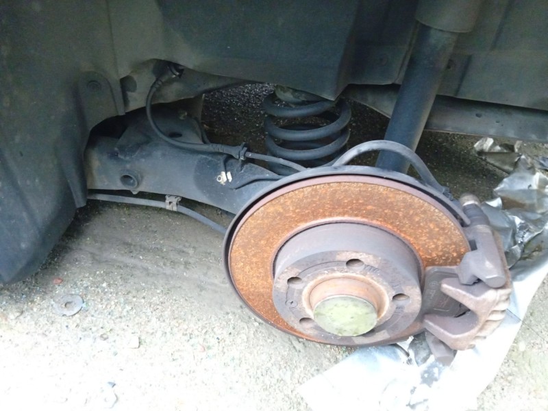 Recambio de eje trasero para seat leon (1m1) 1.6 16 v referencia OEM IAM 1J0500051K  