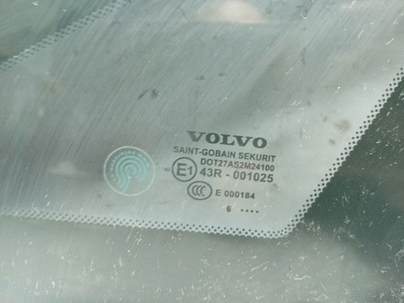 Recambio de luna custodia trasera derecha para volvo s40 berlina referencia OEM IAM 8650441  