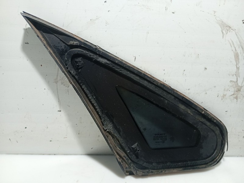 Recambio de luna custodia trasera derecha para volvo s40 berlina referencia OEM IAM 8650441  