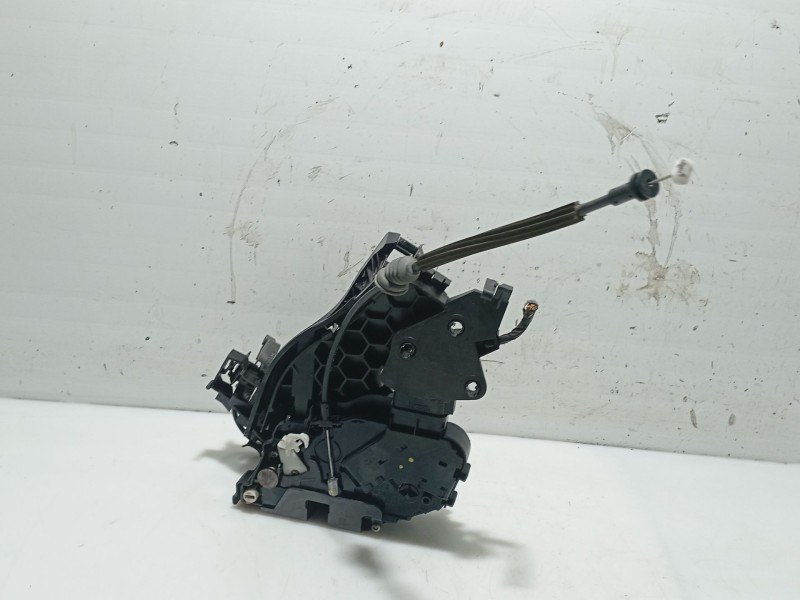 Recambio de cerradura puerta trasera izquierda para volvo s40 berlina referencia OEM IAM 31253663  