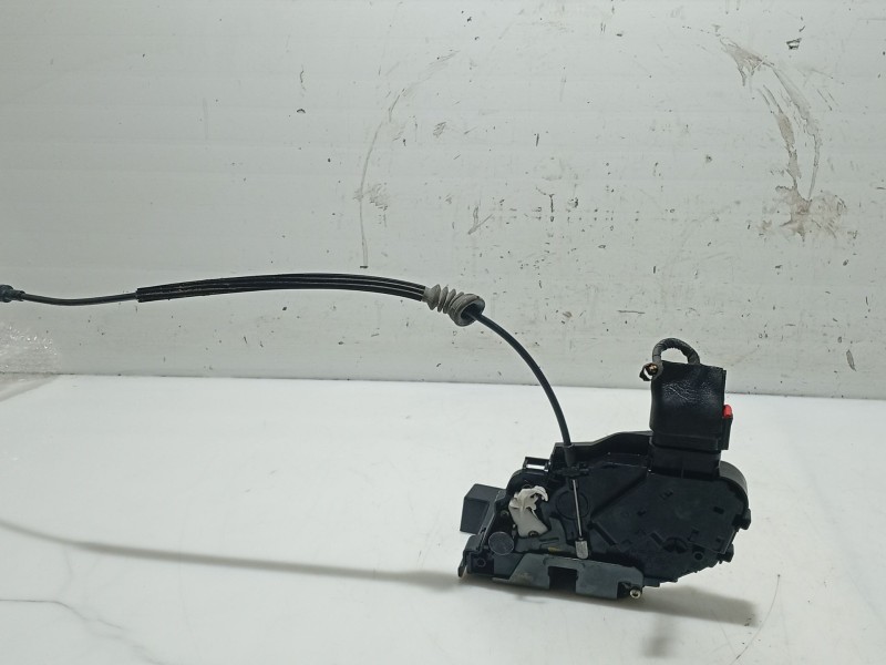 Recambio de cerradura puerta delantera izquierda para volvo s40 berlina referencia OEM IAM 31253661  