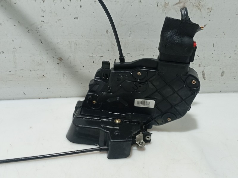 Recambio de cerradura puerta delantera derecha para volvo s40 berlina referencia OEM IAM 31253662  