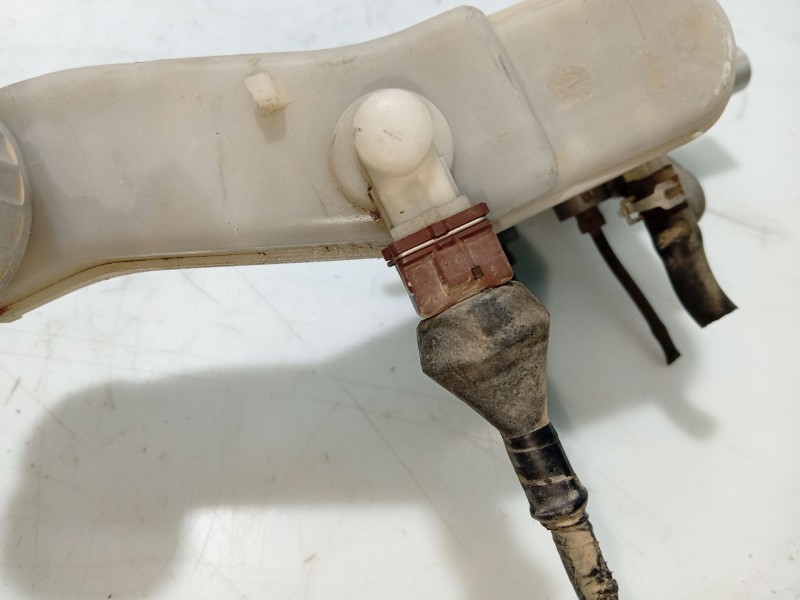 Recambio de deposito servo para suzuki sx4 rw (ey) 1.9 ddis turbodiesel referencia OEM IAM   