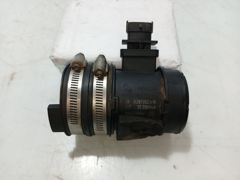 Recambio de caudalimetro para suzuki sx4 rw (ey) 1.9 ddis turbodiesel referencia OEM IAM  55350048 0281002618