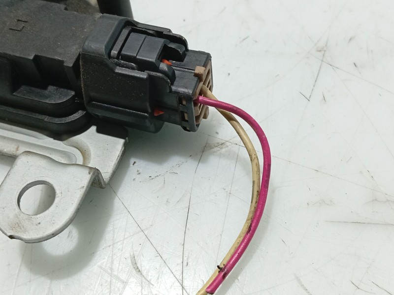 Recambio de cerradura maletero / porton para kia sorento 2.5 crdi cat referencia OEM IAM   